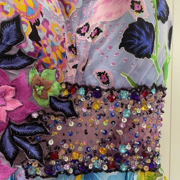 Dress - Picture 5 of 8